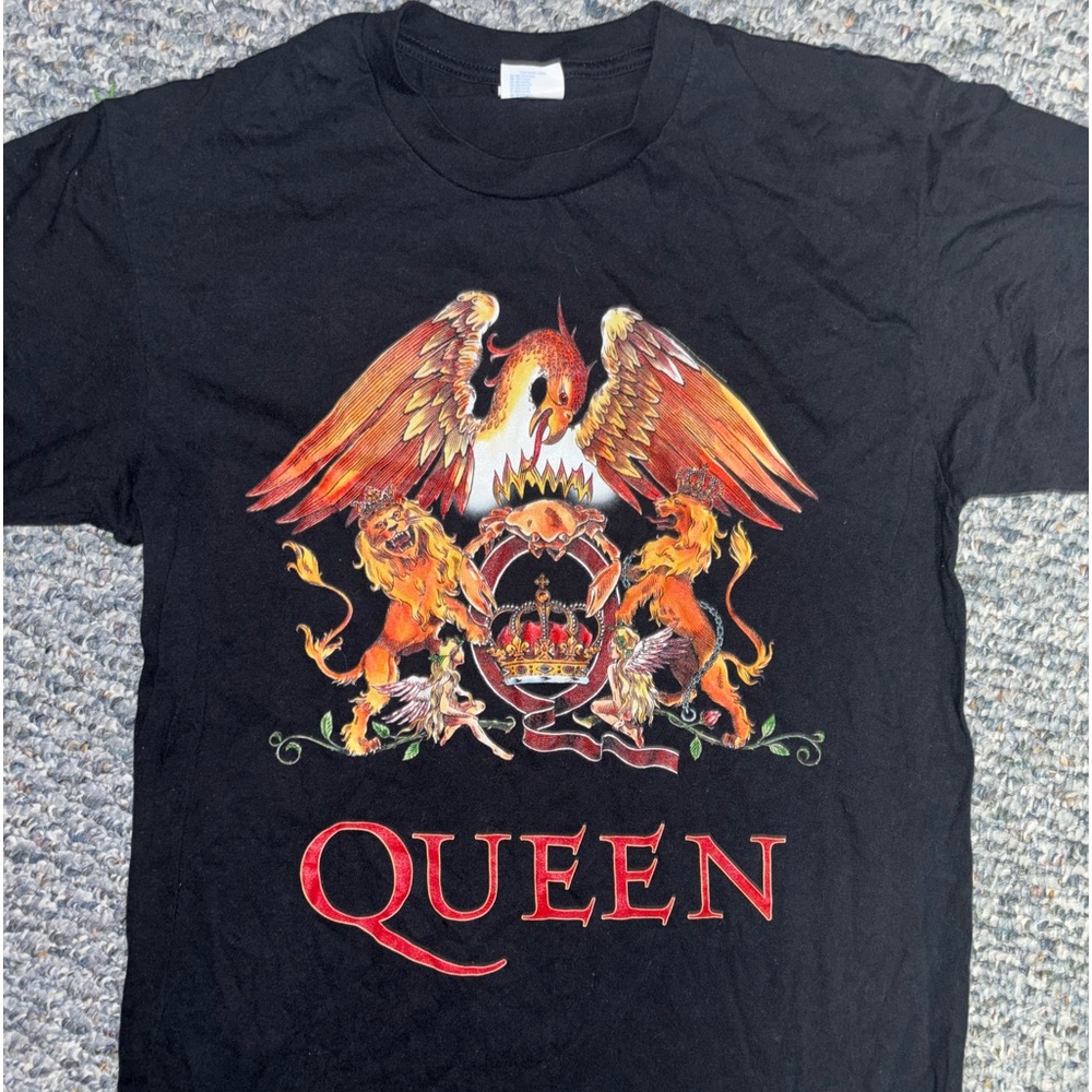 Band tee Queen